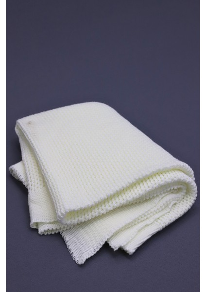 Liva Yumuşak Bebek Battaniyesi 80X100 cm Krem Örgü Çocuk Battaniyesi – Dekoratif ve Nefes Alabilir modelleri