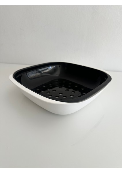 berrak ekmeklik siyah-beyaz