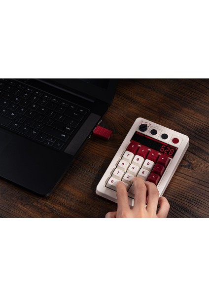 Retro 18 Fami Edition Kablosuz Mekanik Numpad, Hesap Makinesi Modu, Windows ve Android Uyumlu indirimleri