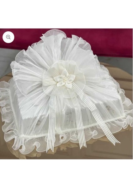 Piliseli Prenses Bohça Prens Bohça Gelin ve Damat Bohçası Nişan Malzemesi Ekru