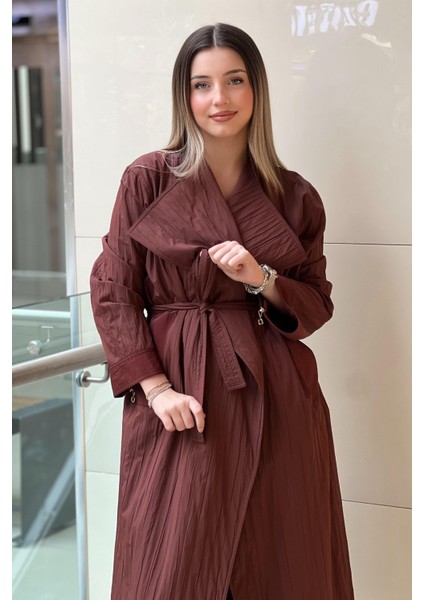 Geniş Yaka Kolları Fermuar Detaylı Kuşaklı Kap 2684 fiyatları