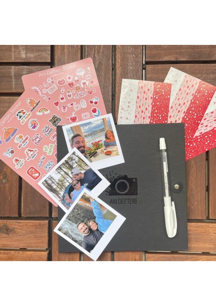 Anı Defteri - Kişiye Özel 24 Adet Fotoğraf,sticker ve Beyaz Jel Kalem fırsatları