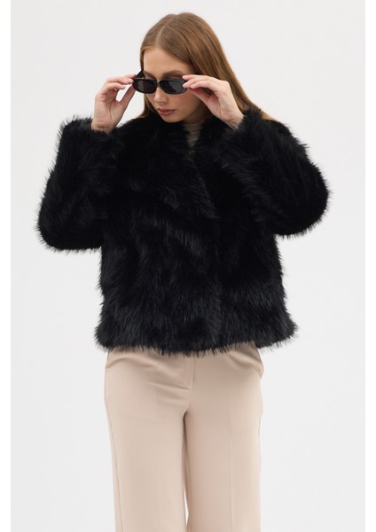 Kadın Premium Yakalı Suni Kürk modelleri