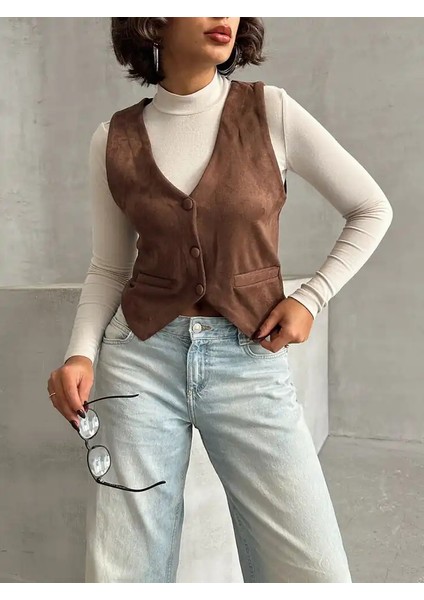 Kadın Süet Özel Tasarım Düğmeli V Yaka Yelek
