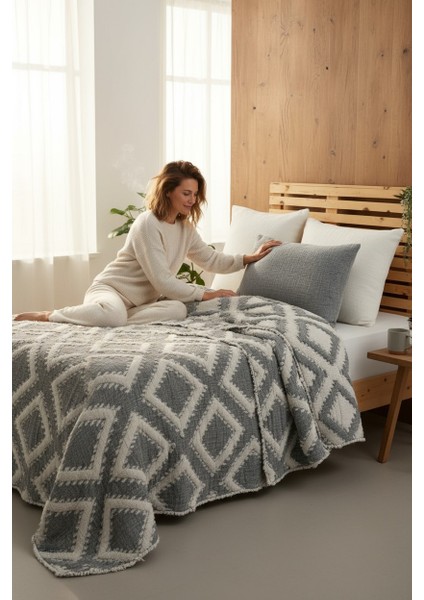 Sonia Yatak Örtüsü Seti – %100 Pamuk Jakarlı, Nefes Alabilir, Çift Kişilik (240X260 Cm) fiyatları