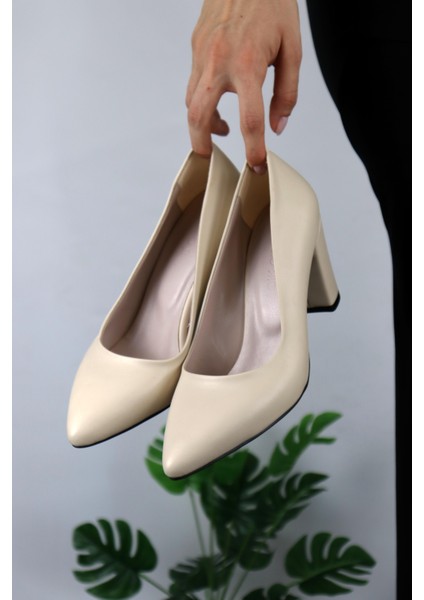 Kadın Dekolte Düz Model Topuklu Ayakkabı modelleri