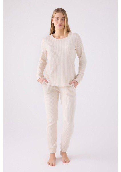 Kadın Örme Kumaş Bisiklet Yaka Uzun Kollu Pijama Takımı