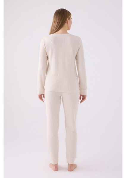 Kadın Örme Kumaş Bisiklet Yaka Uzun Kollu Pijama Takımı indirimleri