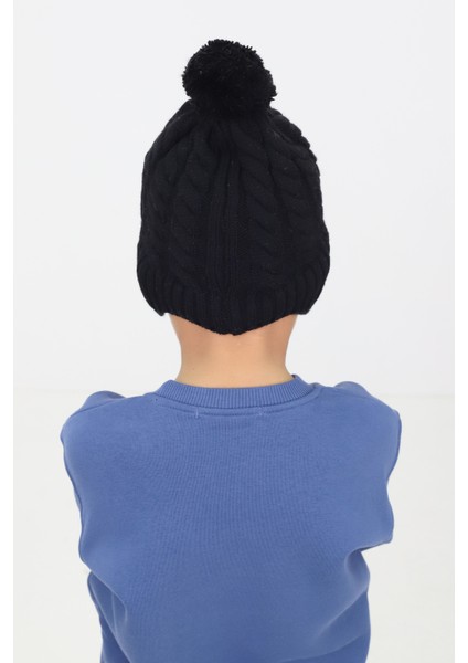 Minima Bebek Ponponlu Siyah Örgü Bere – Kulak Kapatmalı, Yumuşak ve Sıcak Tutucu Kışlık modelleri