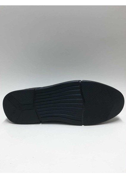 Hakiki Deri Bağcıksız Rahat Siyah Renk Kauçuk Tabanlı Esnek Kışlık Erkek Ayakkabı C-49251174HSA fırsatları