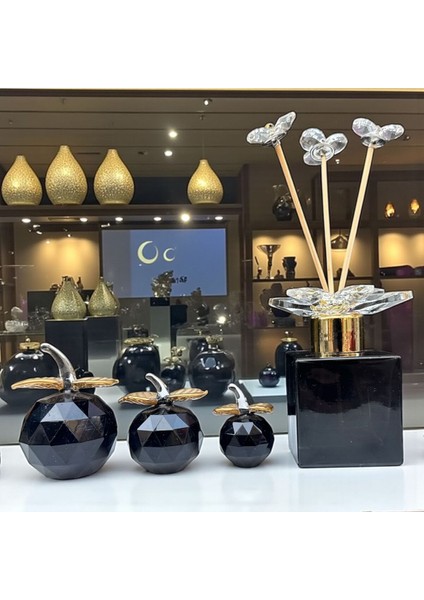 Dekoratif Kristal 7 Parça Set Üçlü Elma ve Koku Şişesi Siyah Gold modelleri