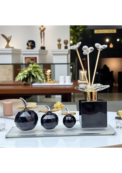Dekoratif Kristal 7 Parça Set Üçlü Elma ve Koku Şişesi Siyah Gold fırsatları