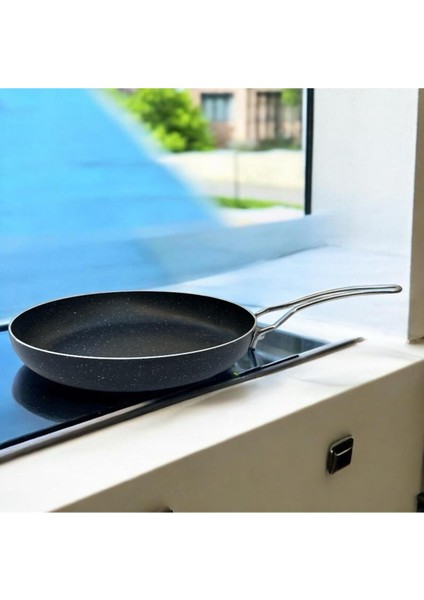 Tuna House Granit Kapaksız Tava 26 cm Siyah