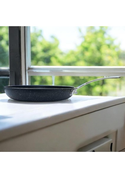 Tuna House Granit Kapaksız Tava 26 cm Siyah modelleri