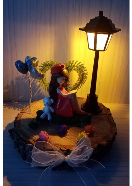 Kız Arkadaşa Doğum Günü Hediyesi Sevgiliye Hediye Masal Bahçesi Temalı Işıklı Kütük Teraryum