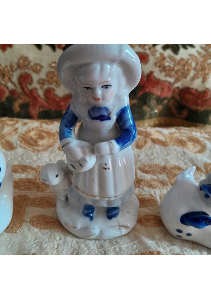 Antika Porselen Biblolar