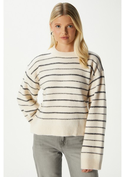 Kadın Joseph Çizgili Krem Triko Kazak fırsatları