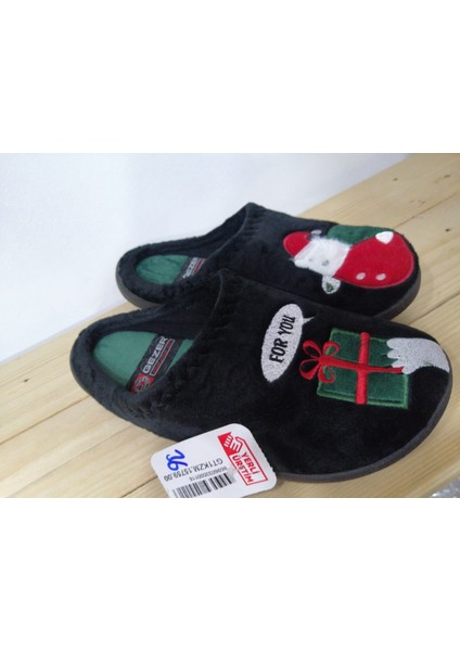 Yeni Sezon Kışlık Rahat Taban Noel Baba Figürlü Kadın Ev Terliği indirimleri