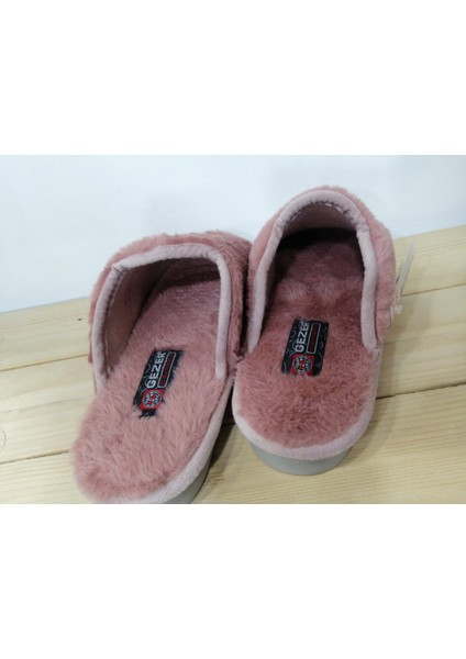 Yeni Sezon Kışlık Rahat Taban Peluşlu Kadın Ev Terliği indirimleri