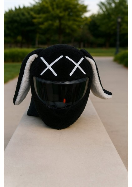 Peluş Siyah Kask Kılıfı Kask Süsü
