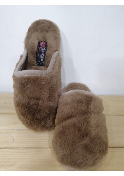 Yeni Sezon Kışlık Rahat Taban Peluşlu Kadın Ev Terliği