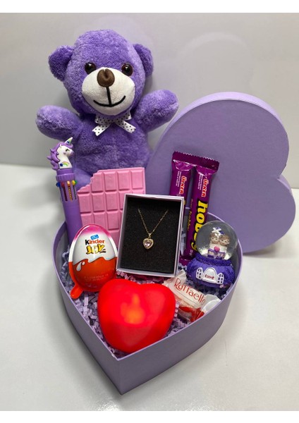 Mor Kalp Kutu Hediye Seti - Peluş Ayıcık, Işıklı Kalp, Çelik Kolye ve Tatlı Sürprizler