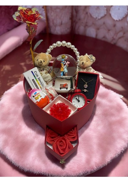 Sevgiliye Hediye Kutusu, Romantik Hediye, Kar Küresi, Kolye, Ayıcık, Doğum Günü, Yıl Dönümü fiyatları