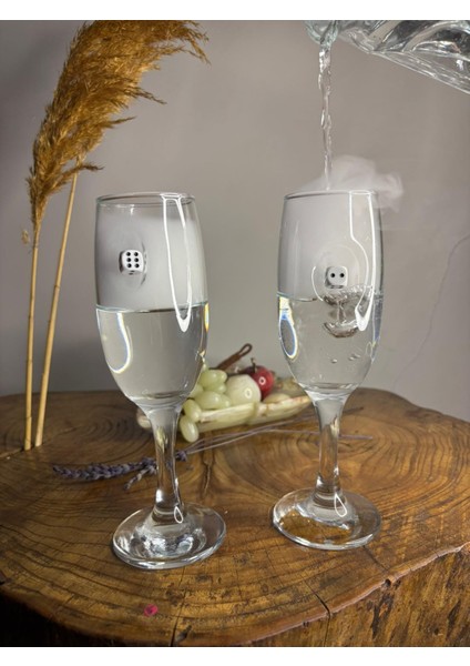 Şampanya Kadehi̇ Zar Fi̇gürlü 2'li̇ fiyatları