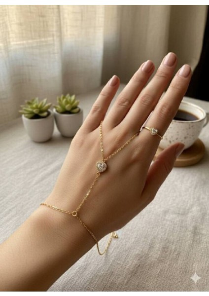 Kadın Işıltılı Kalp Görünümlü Şahmeran modelleri