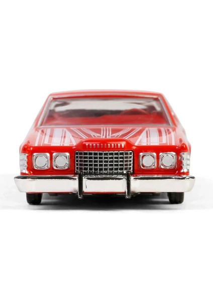 Greenlight 1/64 California Lowriders Series 6- 1973 Ford Thunderbird modelleri