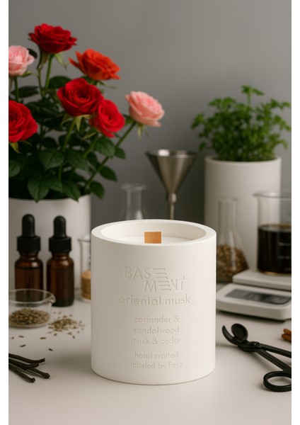 : Oriental Musk : % 100 Soya Beton Mum (Kişniş, Musk, Gül)