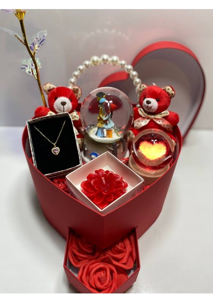 14 Şubat Sevgililer Gününe Özel Hediye Kırmızı Hediye Kutusu - Kar Küresi - Kolye - Incili Taç modelleri