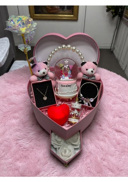 Sevgiliye Hediye Kutusu - Işıklı Müzikli Kar Küresi - Çelik Takılar - Sevgililer Günü Hediyesi