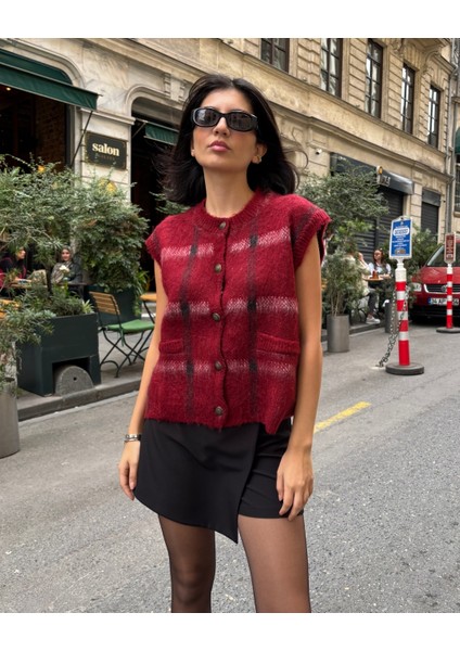 Kadın Bordo Ekose Oversize Triko Yelek modelleri