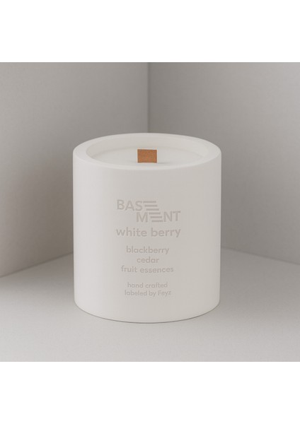 : White Berry : % 100 Soya Beton Mum (Böğürtlen, Sedir, Güve Otu, Defne Yaprağı )