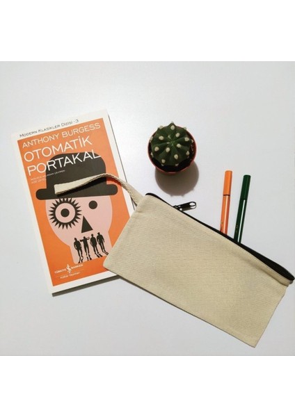 Lewiba Kpop Demon Hunters Hunterix Zoey Tasarımlı Premium Baskı Kaliteli Fermuarlı Bej Renk Dikdörtgen Kalemlik fiyatları