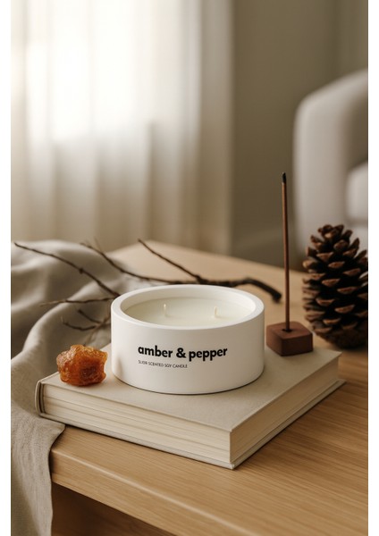 : Dekoratif Beton El Yapımı Yatay Mum : Çift Fitil : Kokulu Soya Mum : Amber & Pepper