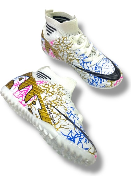 Çocuk Çoraplı Halısaha & Krampon Ayakkabı Beyaz Gold Desenli