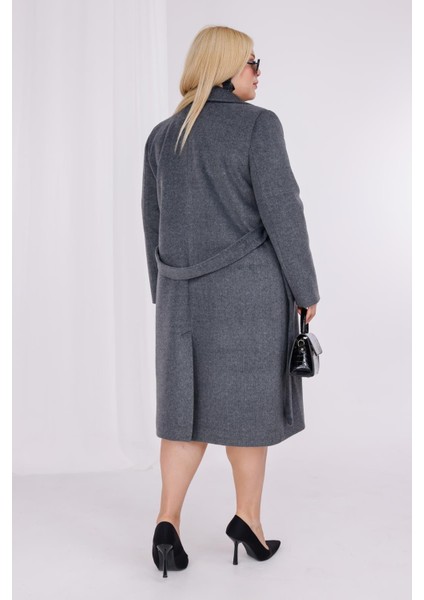 Kadın Gri Yün Kaşe Kemer ve Astar Detay Büyük Beden Kaban