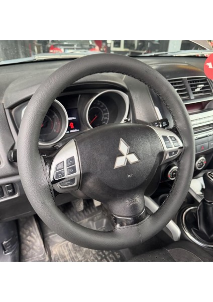 Dikişli Direksiyon Kılıfı Siyah Deri Siyah Dikişli Mitsubishi Asx Için