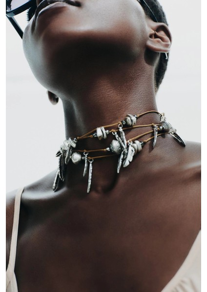 Çoklu Yaprak Charm Kolye modelleri