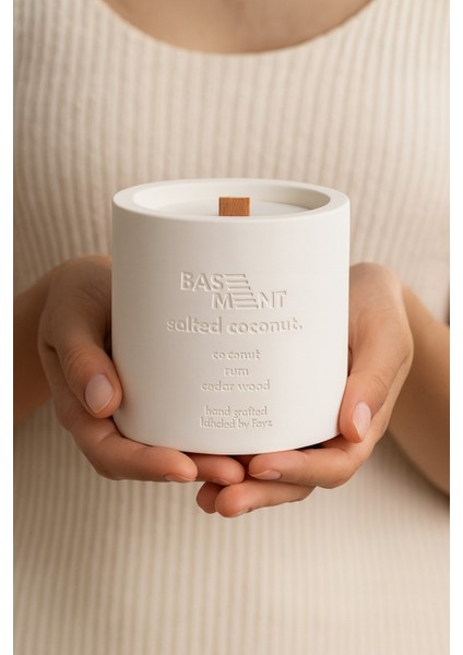 : Salted Coconut : % 100 Soya Beton Mum (Hindistan Cevizi, Deniz Tuzu, Beyaz Musk)