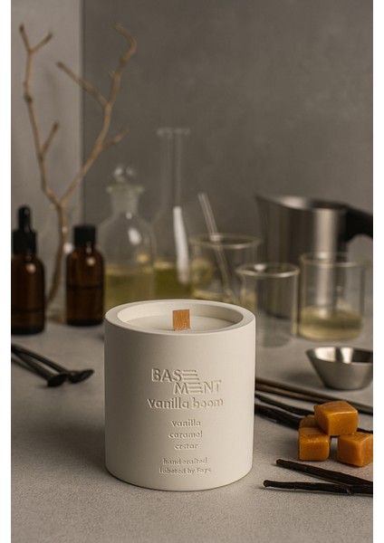 : Vanilla Boom : % 100 Soya Beton Mum (Vanilya, Karamel, Sedir)