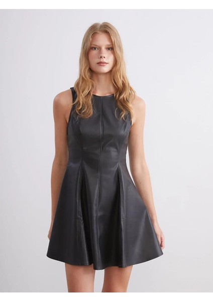 Bisiklet Yaka Deri Görünümlü Peplum Mini Elbise (W5) fiyatları