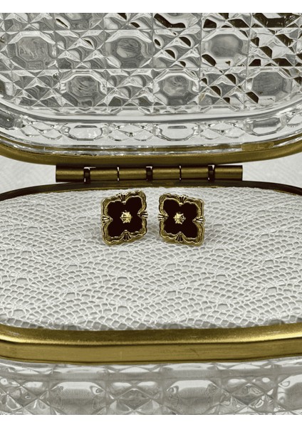 Vivienne No:1 Bordo Çelik Küpe