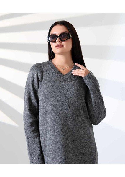 V Yaka Modern Uzun Triko Elbise fiyatları