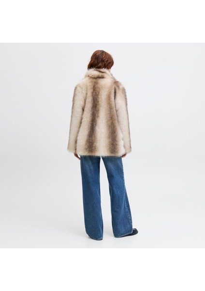 Kadin Suni Kürk Spread Yaka Ceket - Emmi modelleri