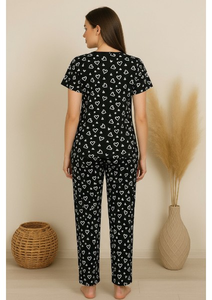 Kadın Siyah Kalp Desenli Fiyonklu Kısa Kollu Uzun Pijama Takımı