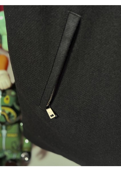 Prd Metal Logo Detaylı Siyah Erkek Kaşe Yelek Kaz Tüyü - Yüksek - Zamansız Tasarım indirimleri