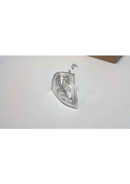 Skoda Octavia A4 1u 2000-2010 Ön Sinyal Şeffaf Sağ Depo fiyatları